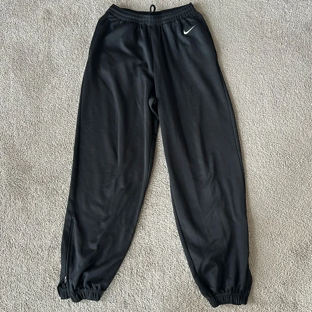 Nike Unisex Knit Training Pants!